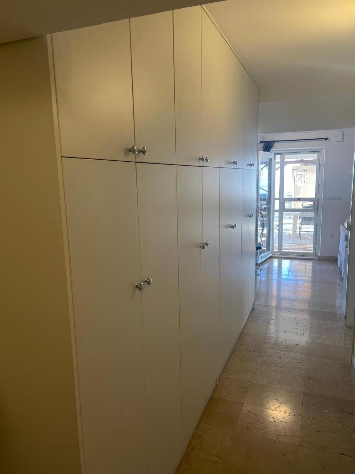Sea View Apartment *